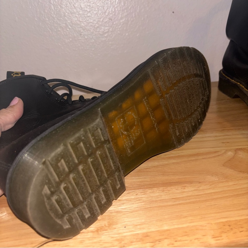 Dr. Martens 1460 Classic Black Leather Lace-Up Boots 8 Hole - Picture 10 of 10
